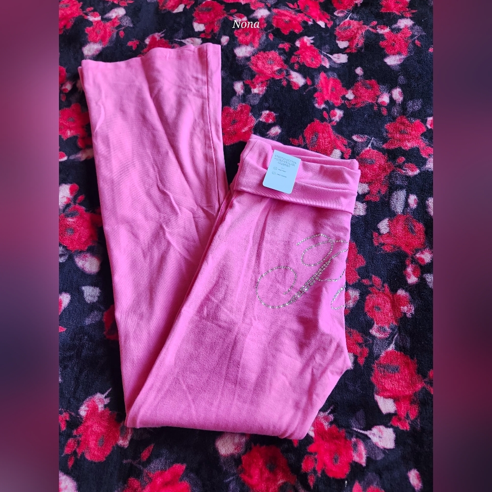 VS PINK Carmine Rose Bling Foldover Flare Leggings Size Large NWT - Picture 9 of 10